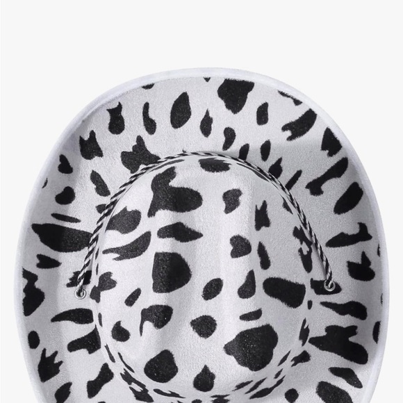 Black and White Wide-Brimmed Cowboy Hat with Spotted Pattern - Picture 3 of 5